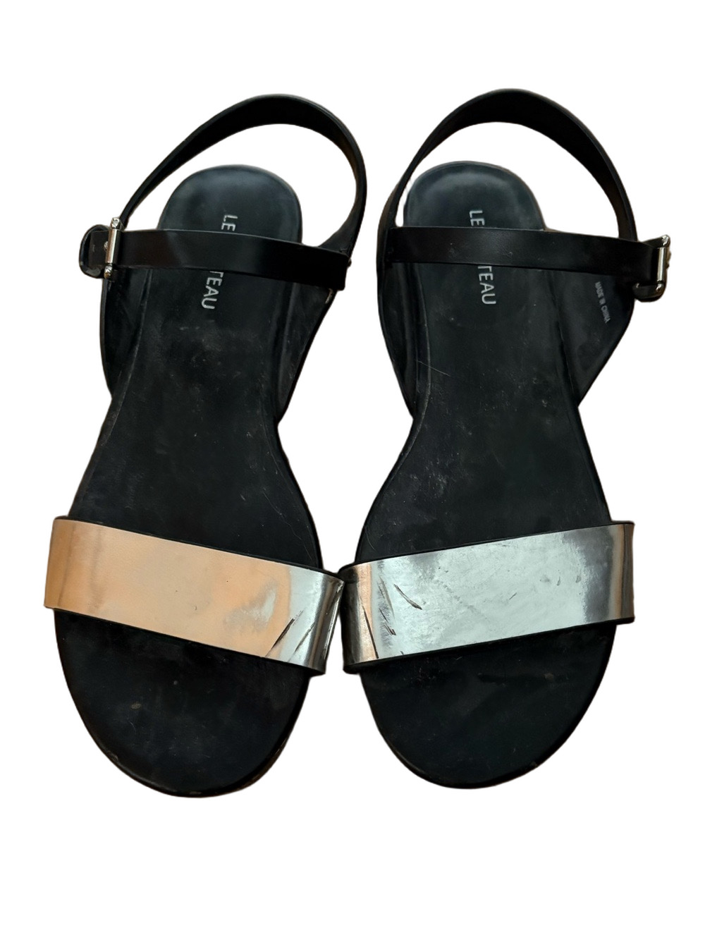 le chateau Black Sandals with Metallic Silver Toe Strap